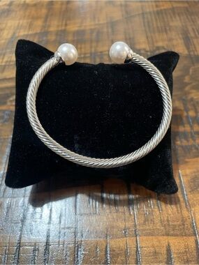 Touchstone by Swarovski With a Twist bracelet